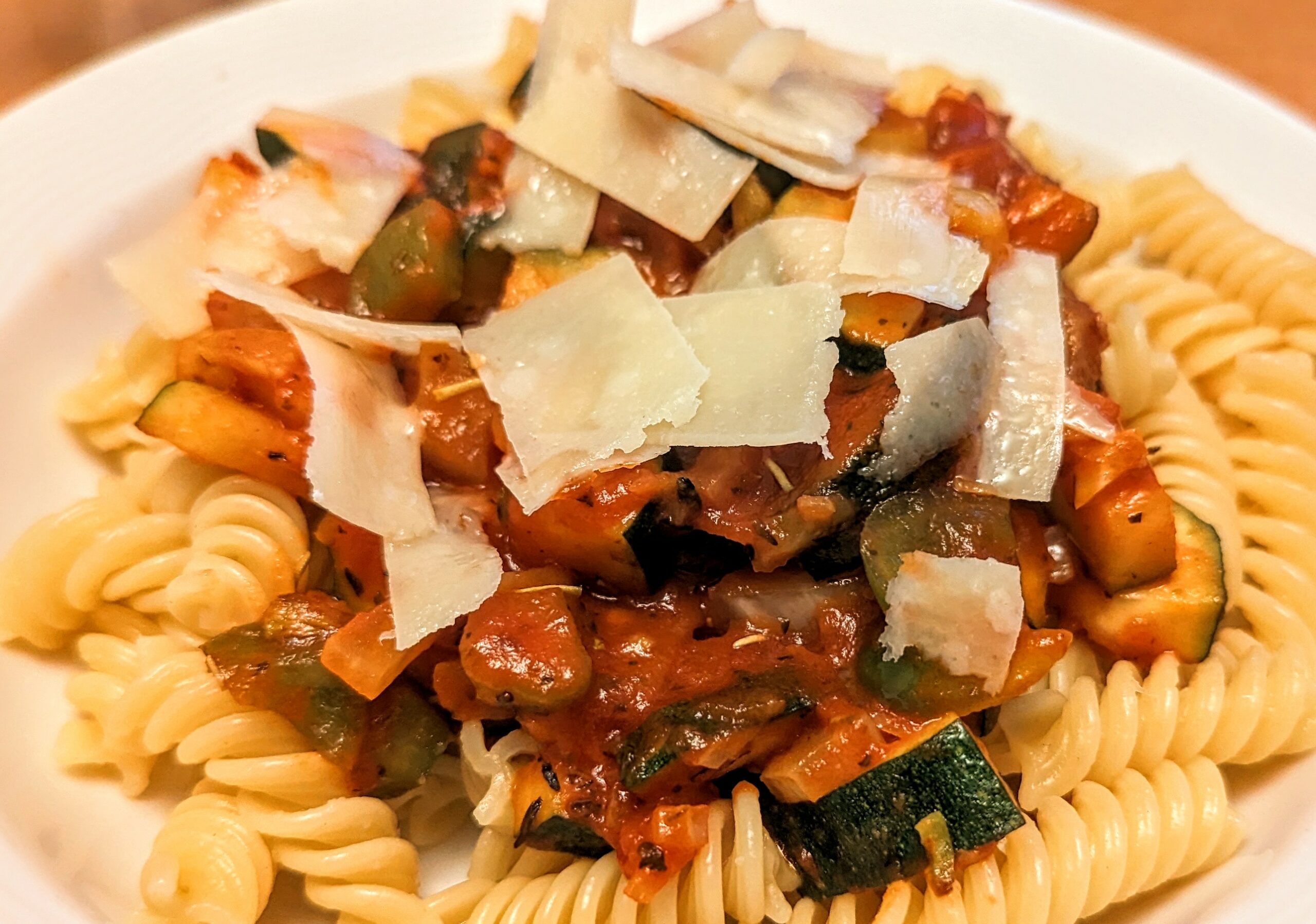 Mediterrane Zucchini Fenchel Nudeln